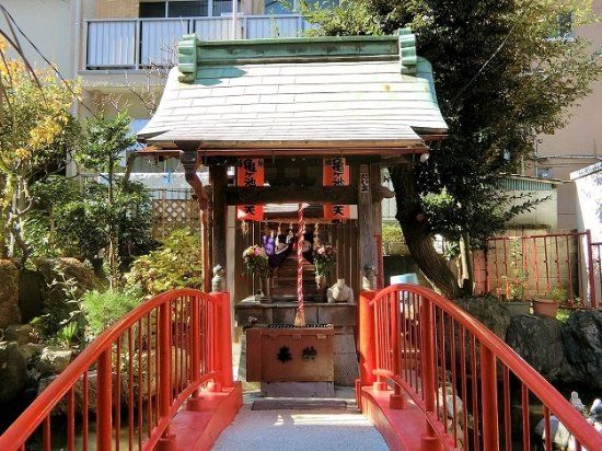 Kamegaike Benten Shrine